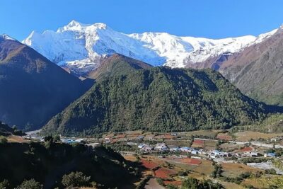 10 Days Annapurna Circuit Trek - Besishar to Chame: Forest Switchbacks and First Real View Payoffs