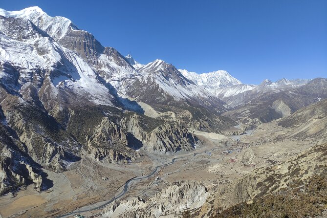 20 Days Annapurna Circuit Trek - Dharapani Through Chame to Pisang: When Vegetation Starts to Flip