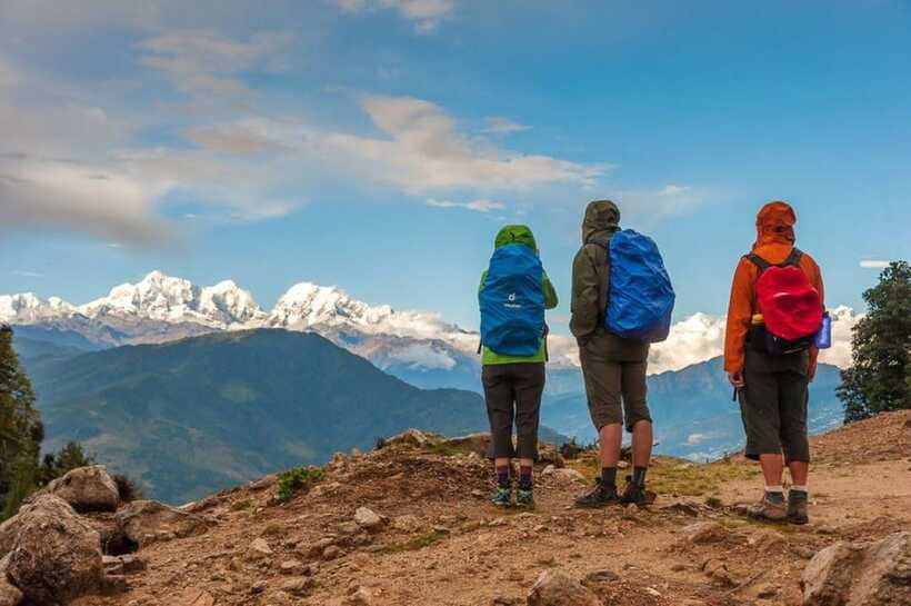 4 Days Pikey Peak Trek : The Best View of Mt Everest - Lodges, food, and the reality of charging your phone