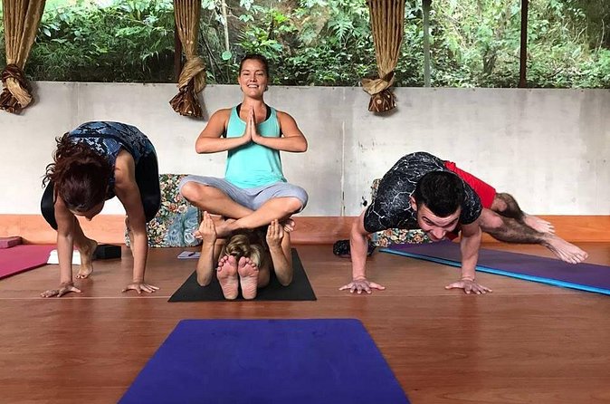 5 Days Hiking, Tour, Meditation and Yoga Retreat in Kathmandu, Nepal - Logistics that actually affect your day: meeting point, transit, and timing