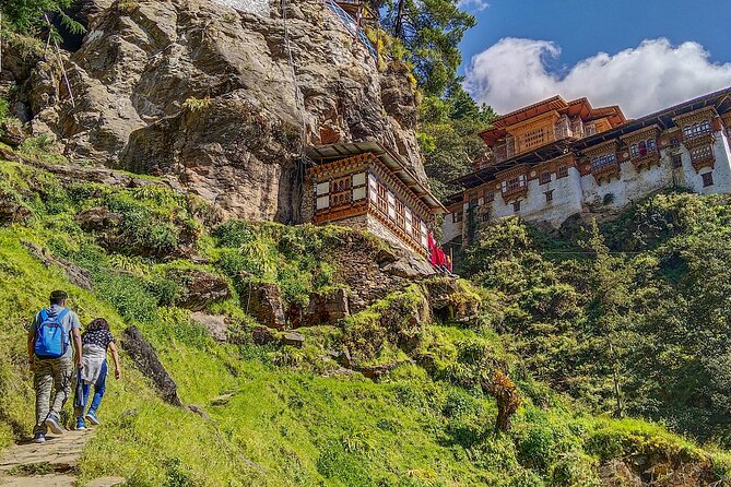6 Days Bhutan Private Tour to Gangtey - Day 5 in Paro: Taktsang’s big climb, plus beer and a farmhouse dinner