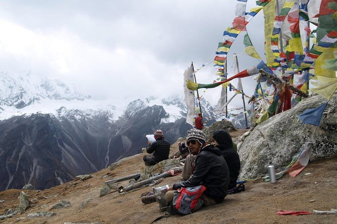 Annapurna Base Camp Trek - The return day with sunrise and avalanche-prone awareness