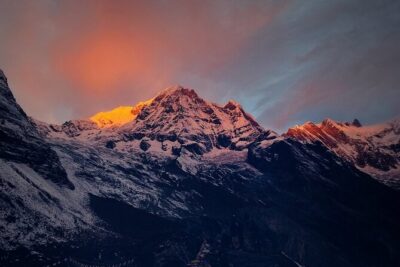Annapurna Circuit Trek with Tilicho Lake - Guides and porters: the secret sauce is real support