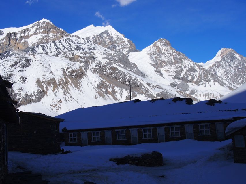Annapurna Circuit Trekking 13 Days - Guides and service: why this company’s small-group setup matters