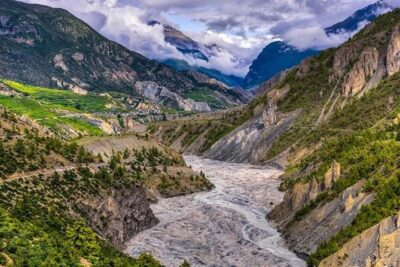 Annapurna Circuit with Tilicho Lake Trek - Tilicho Lake detour: the wind, the trail choice, and why early matters