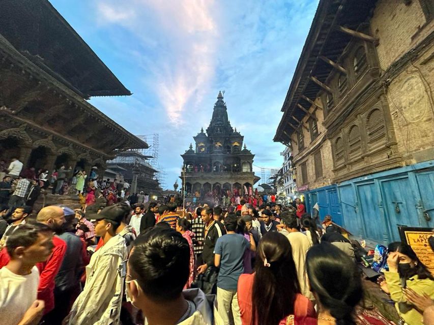 Best of Kathmandu : Private Guide, Car & Personalized Tour - Car comfort vs walking (and how to save money)