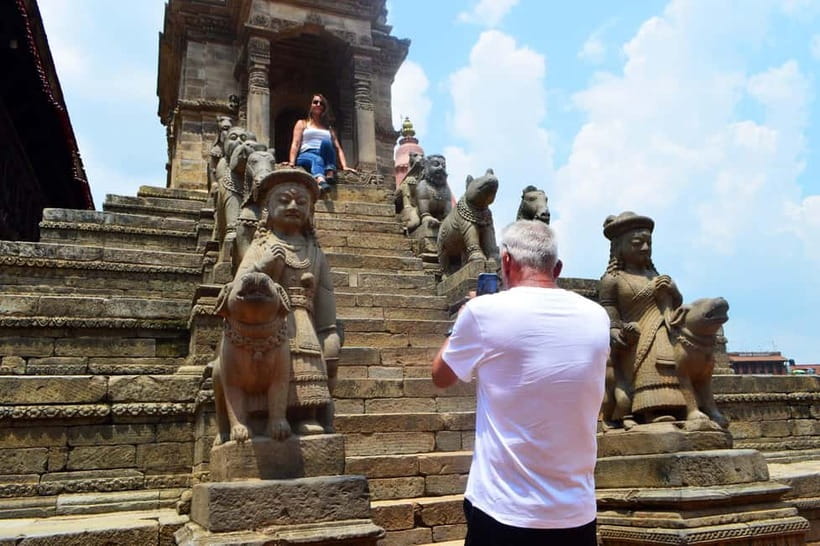 Bhaktapur Durbar Square 4-Hour Tour - Taumadhi Square and Nyātāpola Temple: Why Nepal’s Tallest Matters