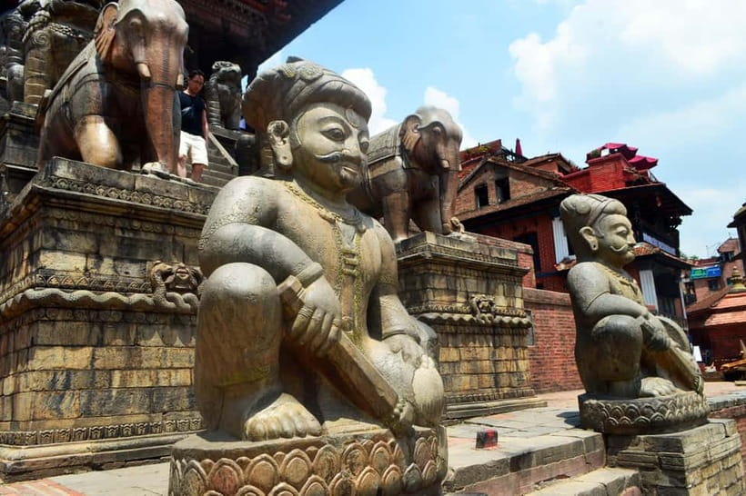 Bhaktapur Durbar Square 4-Hour Tour - Timing, Guides, and Why Organization Changes the Experience