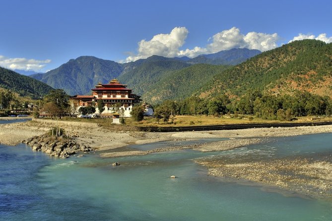Bhutan Tour- 4 DAYS 3 NIGHTS - Day 3 Dochula Pass at 3,080 m: peak views and Ta Dzong in Paro