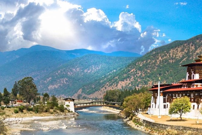 Bhutan Tour- 4 DAYS 3 NIGHTS - Price and logistics: a balanced reality check