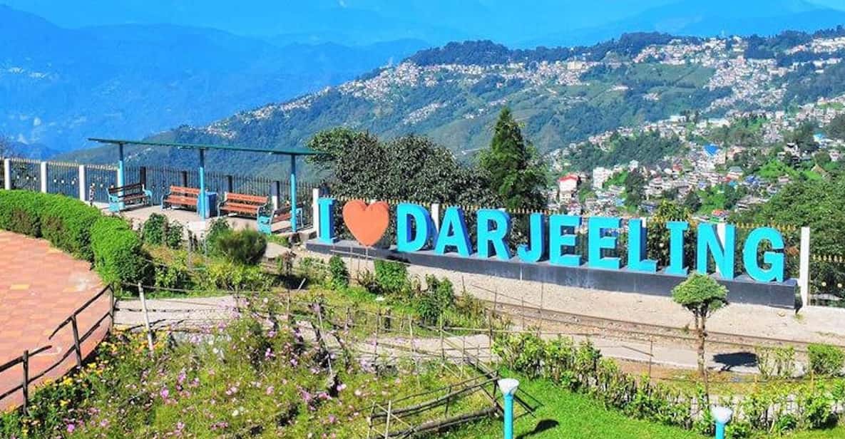 Darjeeling: Full-Day Guided Sightseeing Tour by Car - Key highlights at a glance