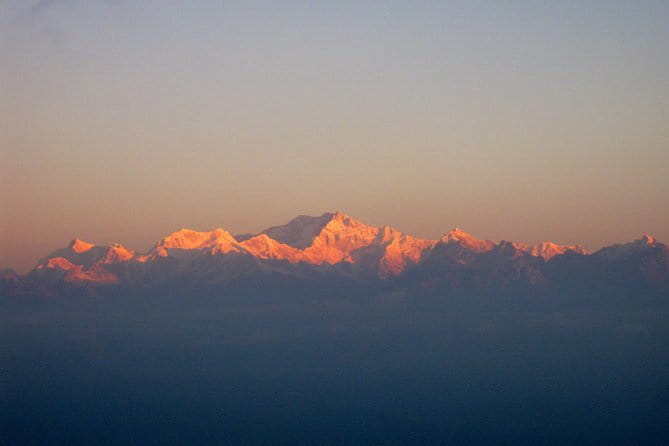 Darjeeling Full-Day Sightseeing Tour with Guide & Transports - How the guide-and-driver plan keeps the day flexible