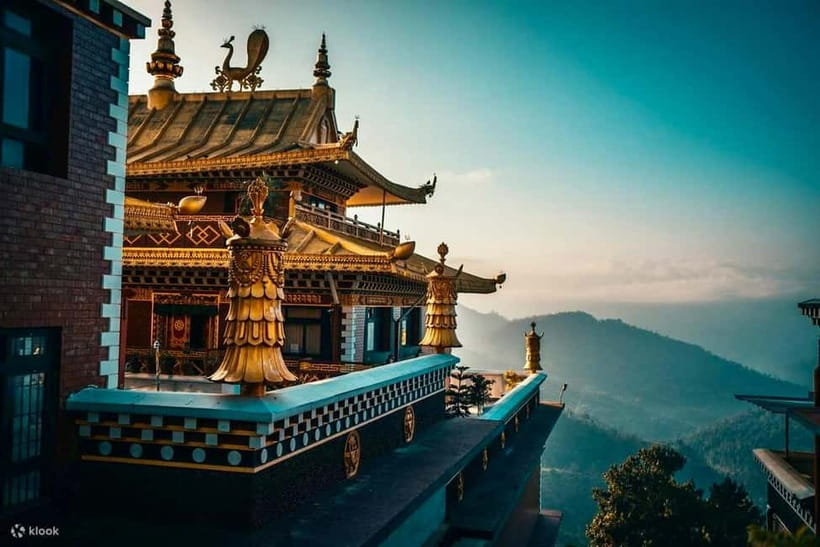 Dhulikhel to Namobuddha Day Hike with Lunch – Private/Group - The ridge hike from Dhulikhel: villages, terraces, and real walking