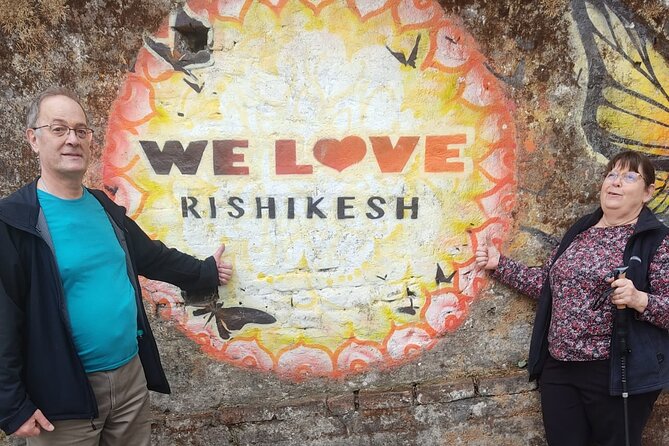 Discover Rishikesh: Day Tour Guided With Ganga Aarti Ceremony - Beatles Ashram and the calm behind the graffiti