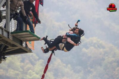 Double Dare: Tandem Bungee Adventure - Getting There from the Lakeside Office (and Why Timing Matters)