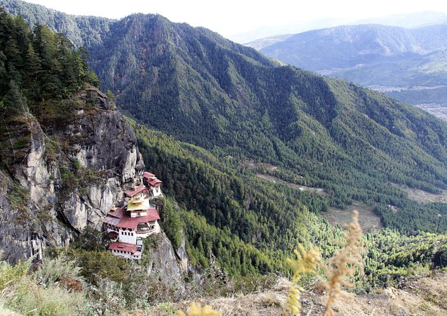 Druk Path Trek: Discover The Raw Natural Beauty of Bhutan - Day 7: back to Paro and a calm goodbye