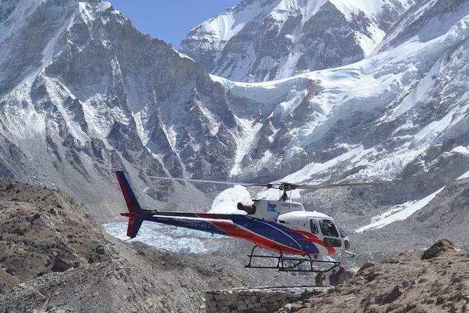 Everest Base Camp Helicopter Tour - Morning logistics: from Tribhuvan Airport to the first big viewpoint