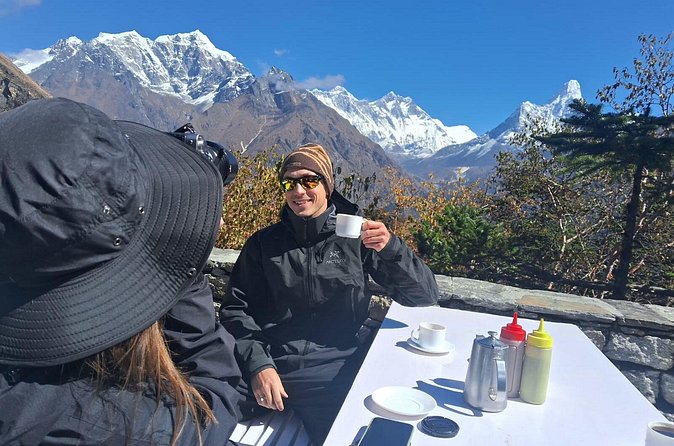 Everest Base Camp Trek - Budget reality: accommodation, meals, drinks, and expected guide tips