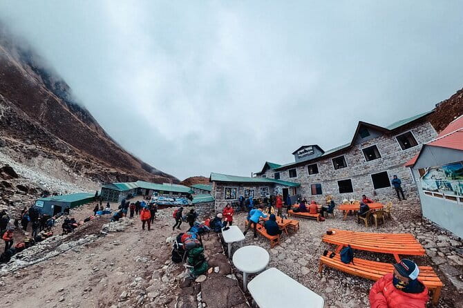 Everest Base Camp trek with Helicopter return 9 days - From Kyangjuma to Tengboche: sunrise energy and Sherpa-town atmosphere