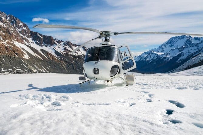 Everest Base Camp trek with Helicopter return 9 days - Guides, safety checks, and how the trip feels as a group