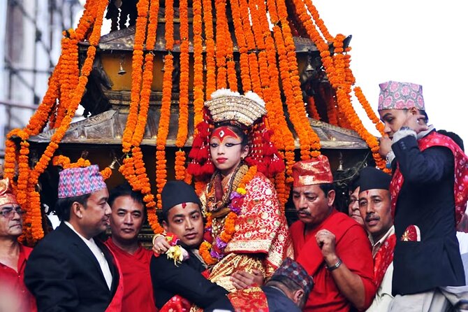 Everest Mountain Flight with Kathmandu Full Day Tour - Pashupatinath: seeing Lord Shiva’s sacred pilgrimage site respectfully
