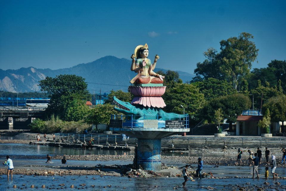 From Delhi: 3 Days Haridwar Rishikesh Tour With Guide - Geeta Bhawan and Geeta Press: Religion on Paper
