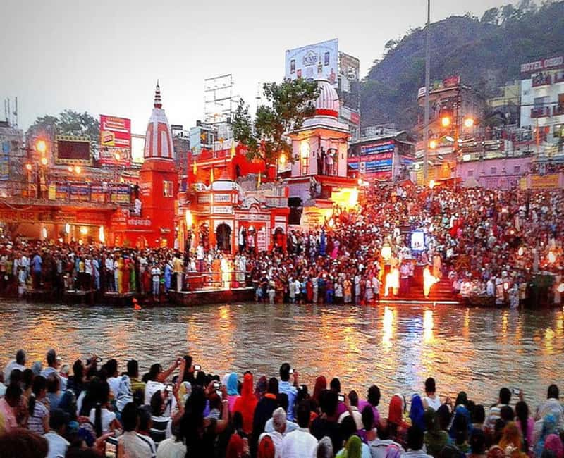 From Delhi: Rishikesh and Haridwar Private Day Tour - Har-ki-Pauri and the Ganga Aarti: Where the Night Lights Start