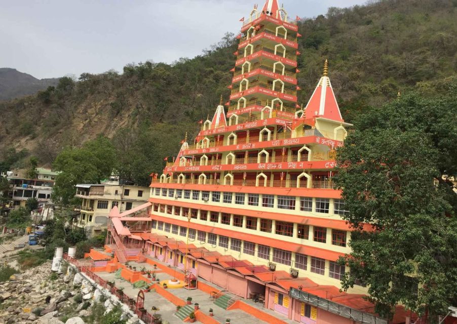 Guided Ashram Walk Tour in Rishikesh with a local - Rishikesh in two hours: the real spiritual hits