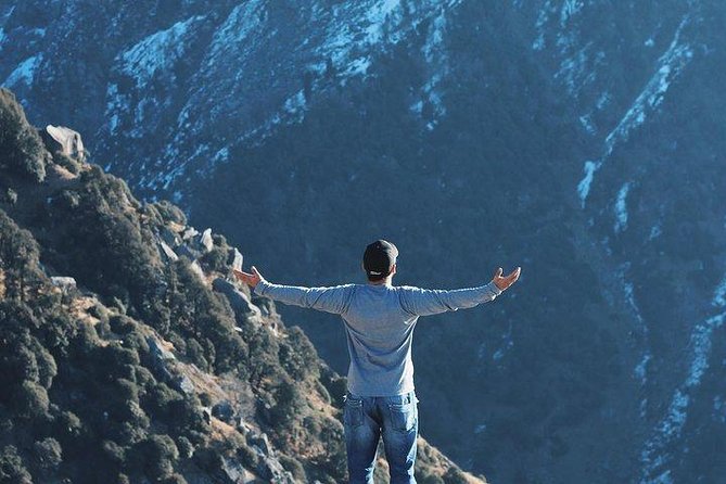 Guided Day Hike to Guna Devi Temple from Mcleodganj - Meet at Naddi Main Square and start with purpose