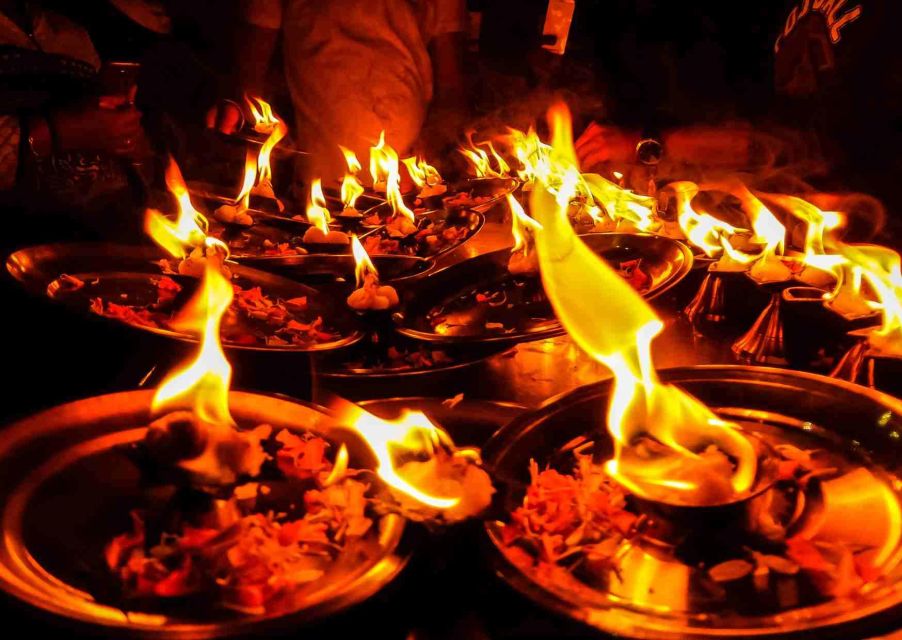 Guided Night Walking Tour in Rishikesh - 2 Hours - What you’ll actually see at night: illuminated landmarks and old lanes