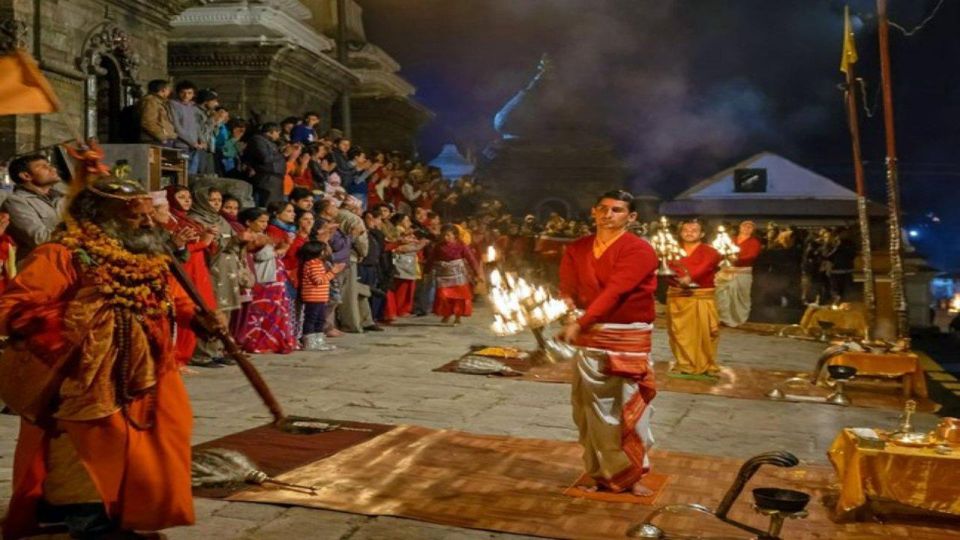 Kathmandu: 3 hours night Pashupatinath Aarti Tour - Temple details you can actually notice (with a guide’s help)