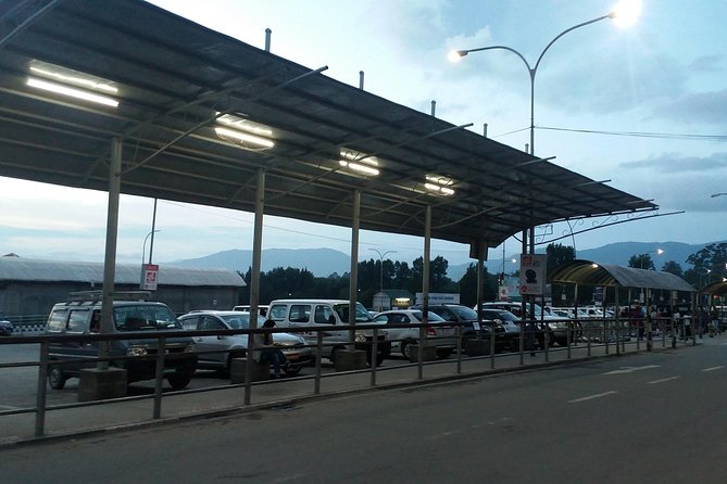Kathmandu Airport Transfer to hotels – Easy, Safe & Hassle-Free - What the ride feels like: private comfort, luggage help, and air-conditioning