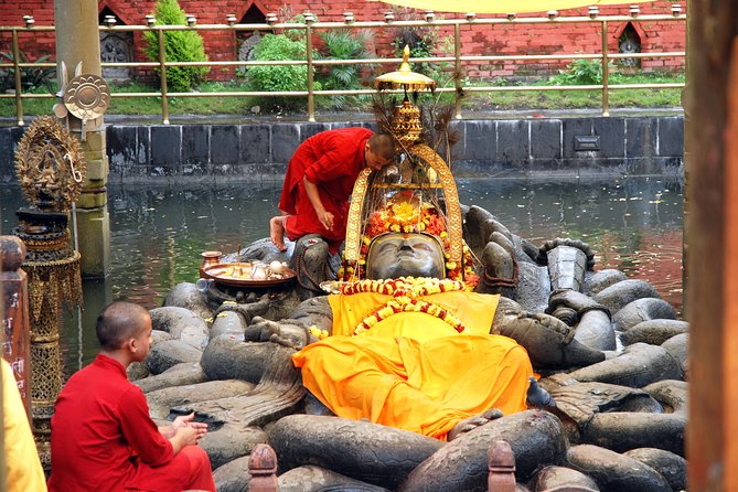 Kathmandu city tour - 4 UNESCO World Heritage Sites - Pashupatinath Temple: Hindu rituals on the Bagmati River