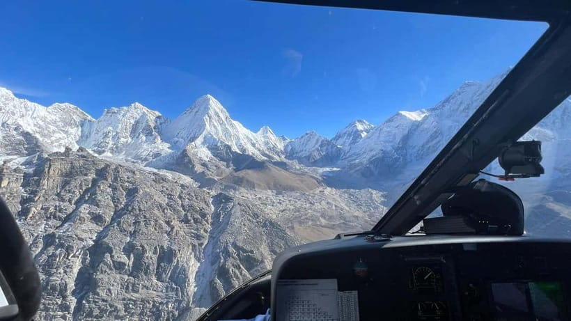Kathmandu: Everest Helicopter Tour with Landing & Breakfast - What to expect on the ground: hotel transfers and end-of-day drop-off