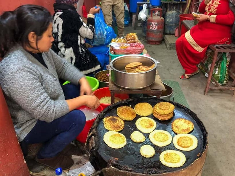 Kathmandu: Food and Drink Tour - Kaiser Library in Thamel: the start that keeps it simple
