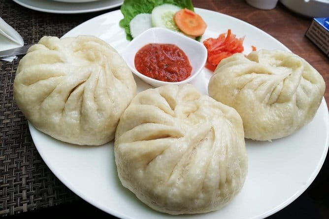 Kathmandu: Food, Drink and Shopping Rickshaw Tour - Price and value: is $28 for 3 hours worth it?