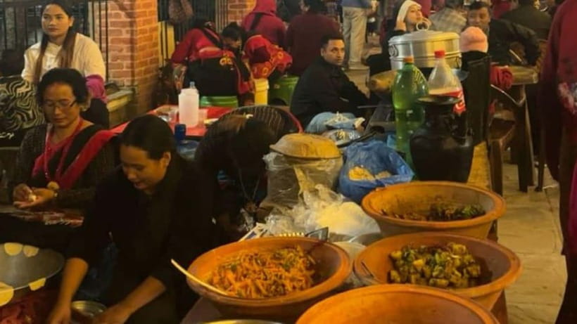 Kathmandu: Guided Delicious Food Tour with 12+ Tastings - Drinks and dessert: lassi, fresh juice, tea, and barfi