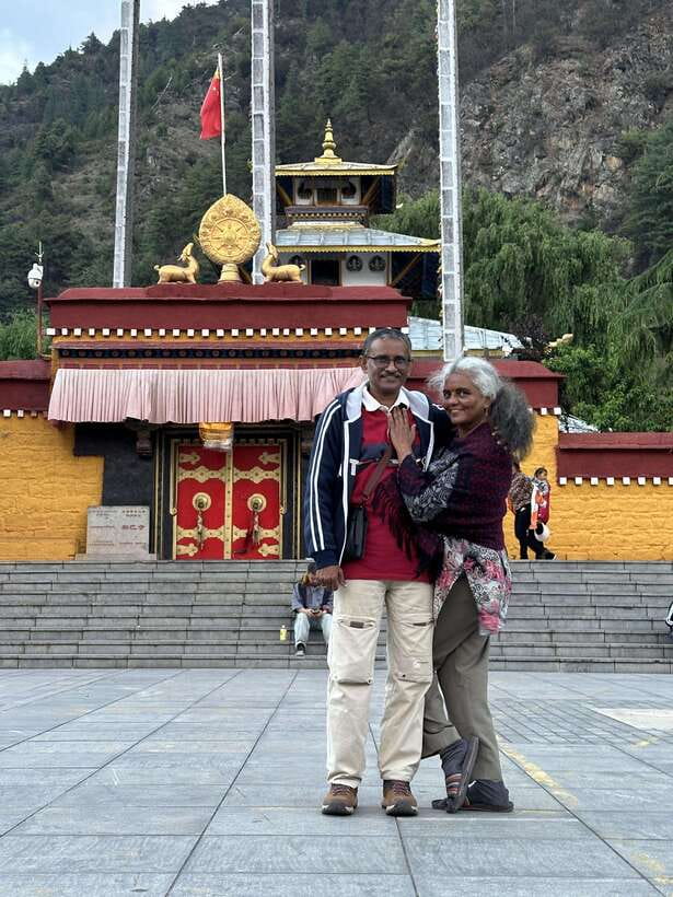 Kathmandu: Kailash Mansarovar Yatra Tour 2025 - Lake Mansarovar: where the trip slows down