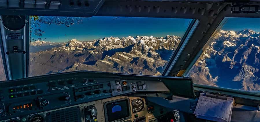 Kathmandu: Mount Everest Scenic Flight with Airport Transfer - Who Should Book This Everest Scenic Flight?