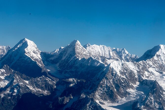 Kathmandu: Mount Everest Scenic Tour by Plane with Transfers - Beyond Everest: the rest of the high peaks on the same route