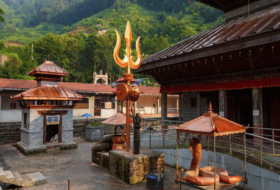 Kathmandu: Nagarkot, Bhaktapur, Doleswor & Sanga Statue Tour - Doleshwor Mahadev Temple: A Quiet Devotional Break
