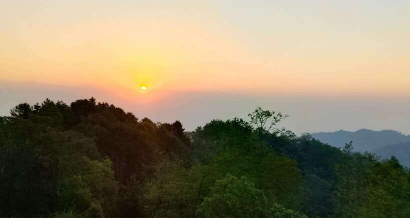 Kathmandu: Nagarkot Sunrise Tour Private or Group with Lunch - Price and value: what $35 buys in a 4–5 hour morning