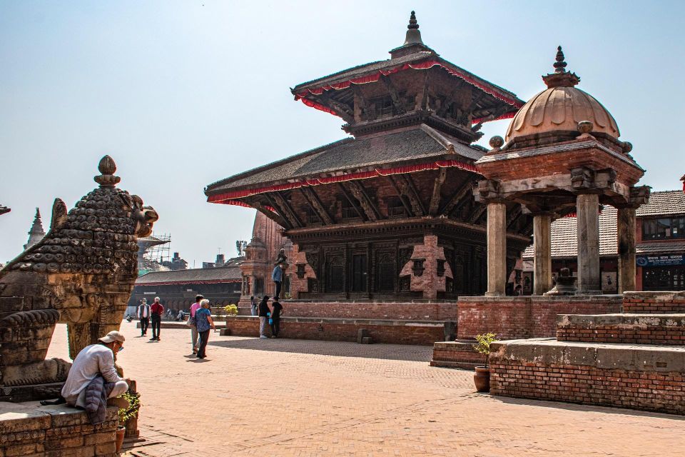 Kathmandu: Private Bhaktapur and Patan Sightseeing Tour - Pottery Square: a practical stop for handicrafts