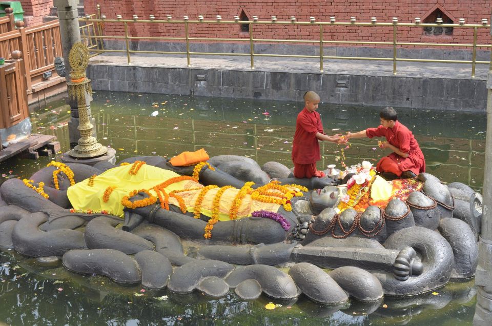 Kathmandu Sightseeing By Bus Day Trip - Price and what you really pay for in Kathmandu
