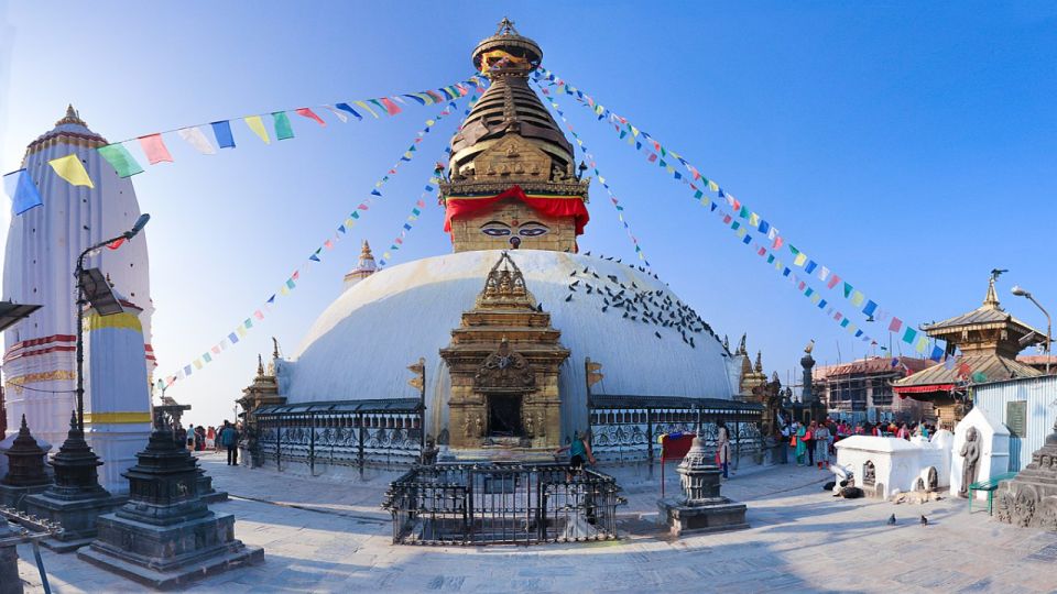 Kathmandu Sightseeing By Bus Day Trip - Swayambhunath Temple: plan for walking and viewpoints