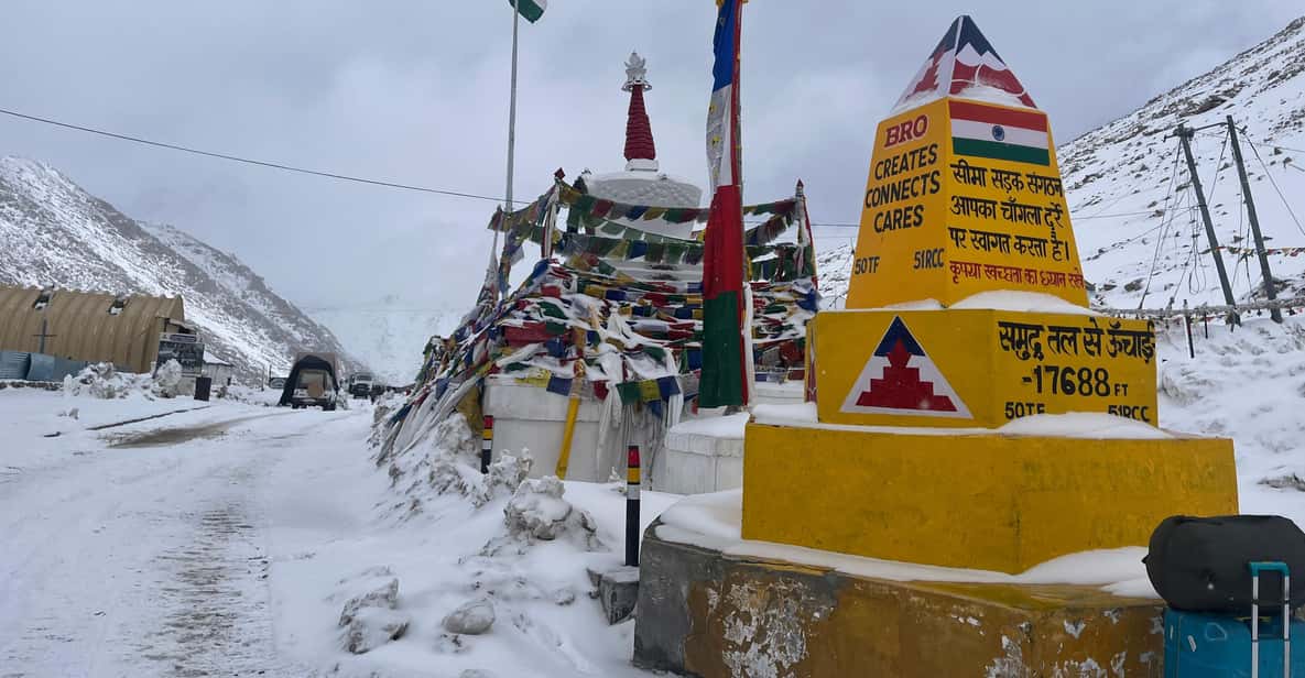 Leh: Nubra Valley Day Trip via Khardung La Pass - Khardung La Pass: The 10-Minute Stop That Feels Like a Lifetime