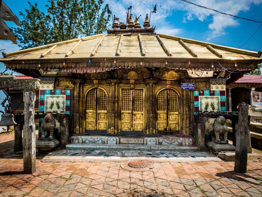 Nagarkot Sunrise With Trip To Changu Narayan and Bhaktapur - Changu Narayan Temple: UNESCO site details you’ll actually notice