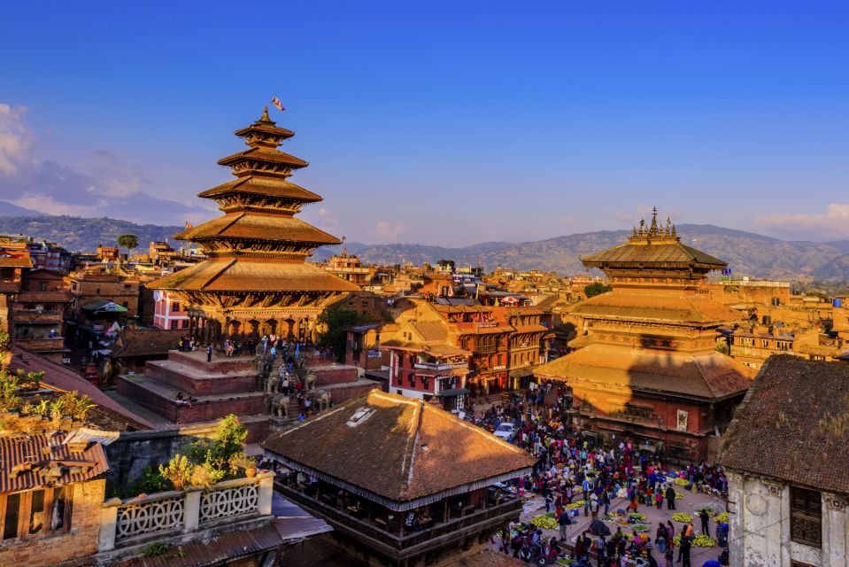 Nagarkot Sunrise With Trip To Changu Narayan and Bhaktapur - Your guide role: why the explanation matters here