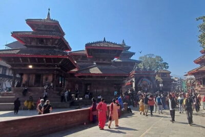 Oldest Local Market Walking Tour With Living Goddess Kumari - Kathmandu’s Living Goddess Kumari: What You’re Actually Seeing