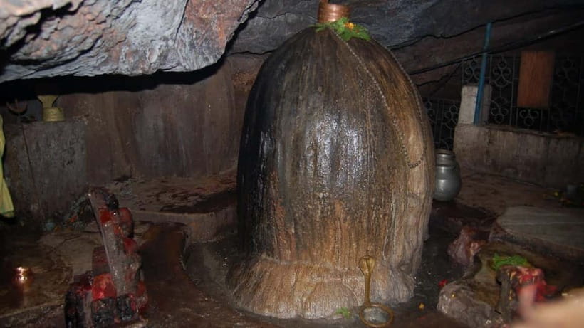 Pokhara: City Sightseeing Group Budget Bus Tour - Hill-Top Starts: Pumdikot Shiva Statue and the World Peace Pagoda